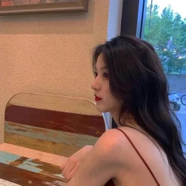机关枪修女